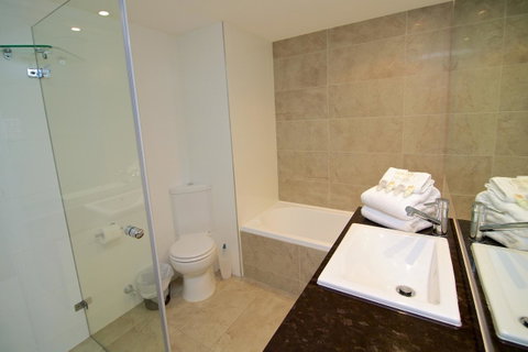 Hi Surf Beachfront Resort Apartments - Accommodation 4U 41