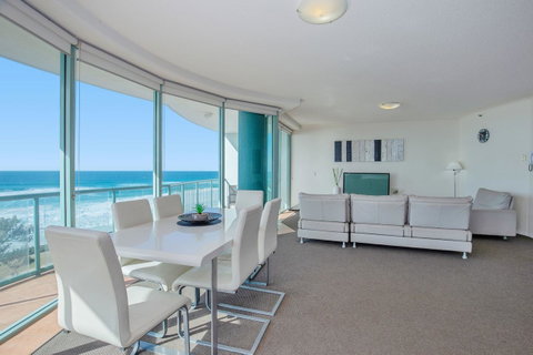 The Waterford On Main Beach - Accommodation 4U 16