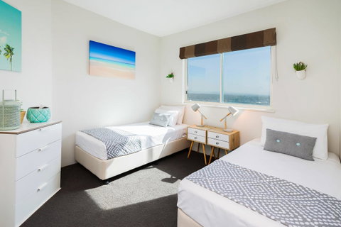 The Waterford On Main Beach - Accommodation 4U 11