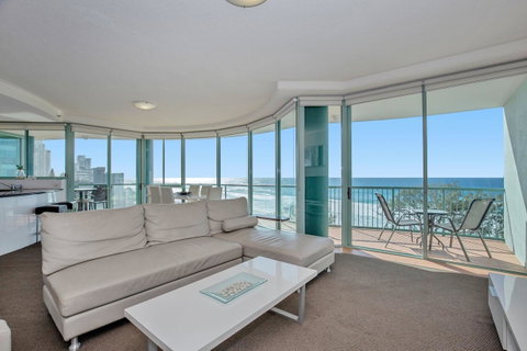 The Waterford On Main Beach - Accommodation 4U 18