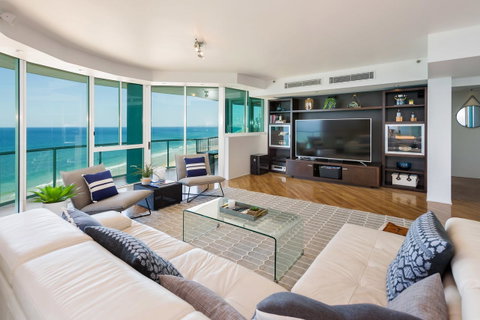 The Waterford On Main Beach - Accommodation 4U 5