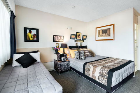 Airport Riverview Motel - Accommodation 4U 19