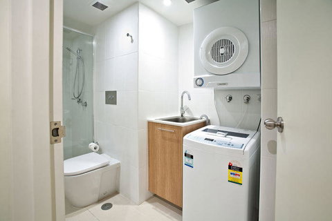 Lanai Riverside Apartments - Accommodation 4U 6