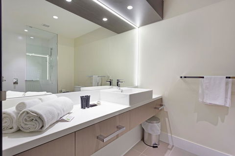 Calamvale Hotel Suites And Conference Centre - Accommodation 4U 25