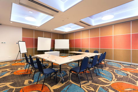 Calamvale Hotel Suites And Conference Centre - Accommodation 4U 24
