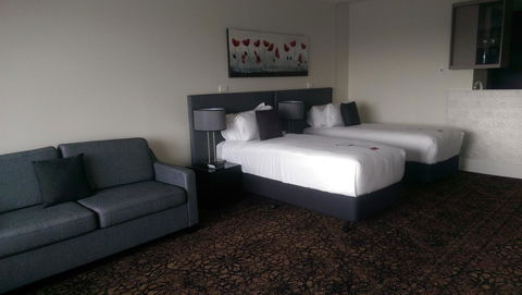Calamvale Hotel Suites And Conference Centre - Accommodation 4U 19