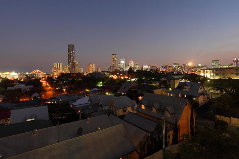 Best Western Gregory Terrace - Accommodation 4U 22