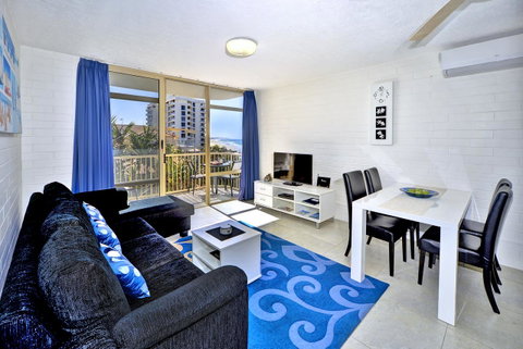 Surf Dance Apartments - Accommodation 4U 22