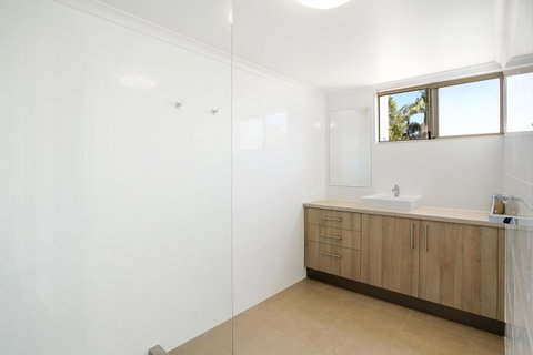 Surf Dance Apartments - Accommodation 4U 30