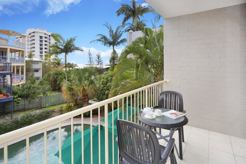 Surf Dance Apartments - Accommodation 4U 12