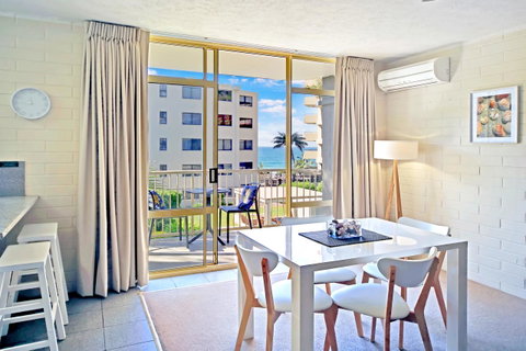 Surf Dance Apartments - Accommodation 4U 31