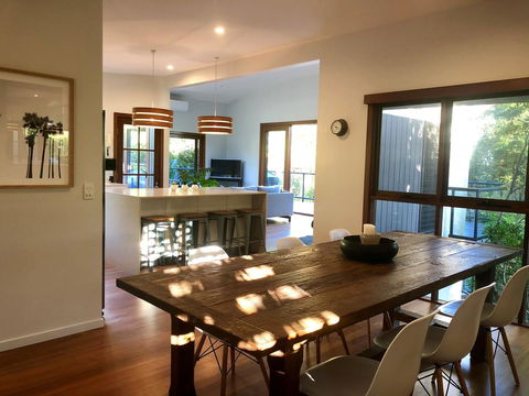 Villa 1 - 3 Parkedge Road - Accommodation 4U 9