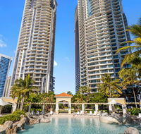Holiday Holiday Chevron Renaissance Apartments - Accommodation 4U