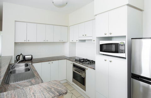 The Oasis Apartments - Accommodation 4U 11