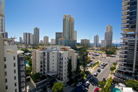 Surfers Mayfair - Accommodation 4U 4