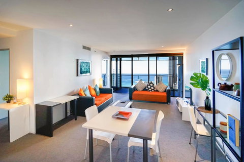 Circle On Cavill Surfers Paradise Apartments-Holiday Paradise - Accommodation 4U 16