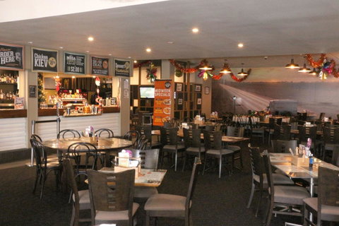 Brighton Hotel - Accommodation 4U 24