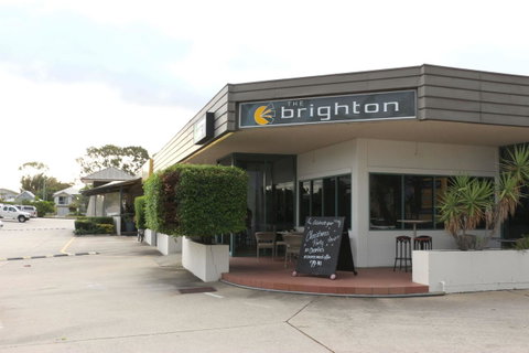 Brighton Hotel - Accommodation 4U 0