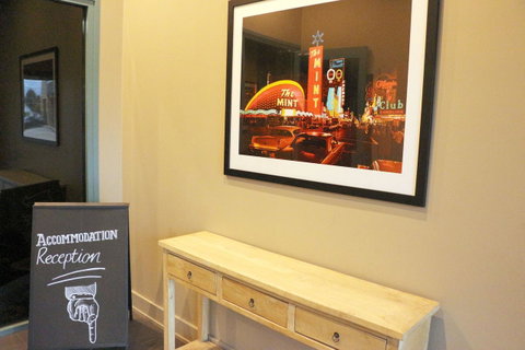 Brighton Hotel - Accommodation 4U 8