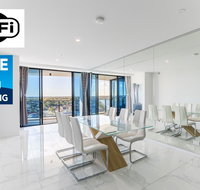 Waterview 3BR modern apartment near Harbour Town - Waterpoint - Accommodation 4U