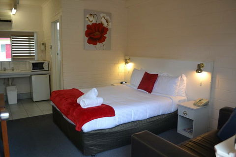 Wattle Motel - Accommodation 4U 0