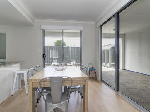 West Croydon Condo - Accommodation 4U 2