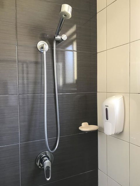 Westside Motor Inn - Accommodation 4U 3