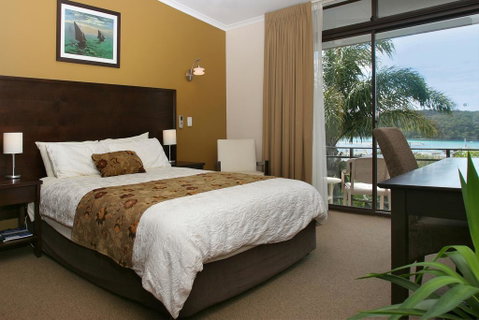 Whale Inn & Restaurant - Accommodation 4U 1