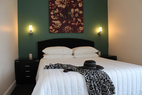 Whale Inn & Restaurant - Accommodation 4U 0