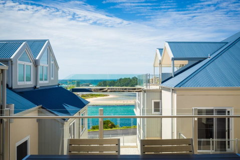 Wharf Apartment Unit 15 - Accommodation 4U 0