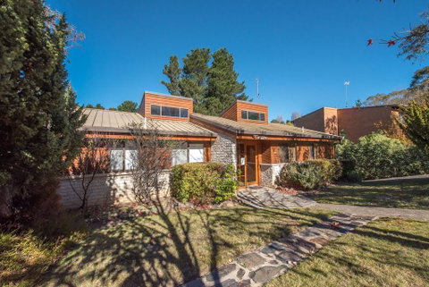 Whispering Pines 1 - Accommodation 4U 0