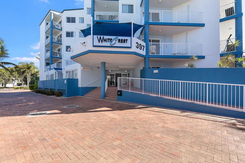 White Crest  Apartments - Accommodation 4U 2