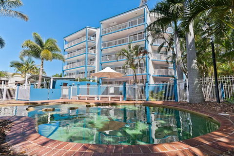 White Crest  Apartments - Accommodation 4U 1