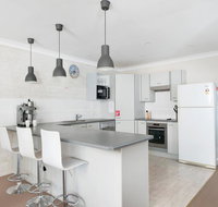 White Sands  Fingal Bay - Accommodation 4U