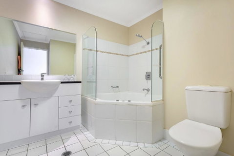 Whitesands, Unit 113/41-45 Shoal Bay Road - Accommodation 4U 1