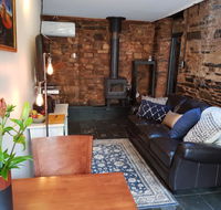 William Hunt's Retreat - Redwood Studio - Accommodation 4U