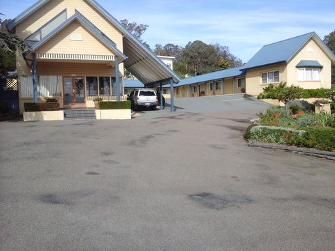 Willows Motel - Accommodation 4U 2