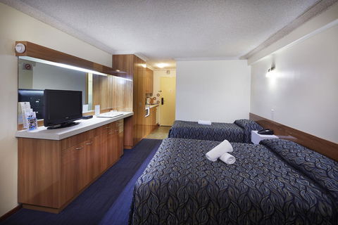 Windsor Lodge - Accommodation 4U 2