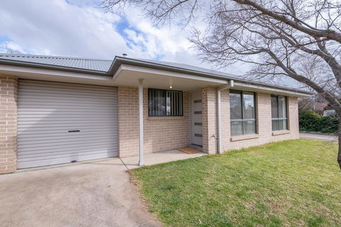 Wonderful Windred Modern, Comfy, Quiet - Accommodation 4U 1