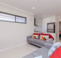 Woodlands - Home with a View - Accommodation 4U