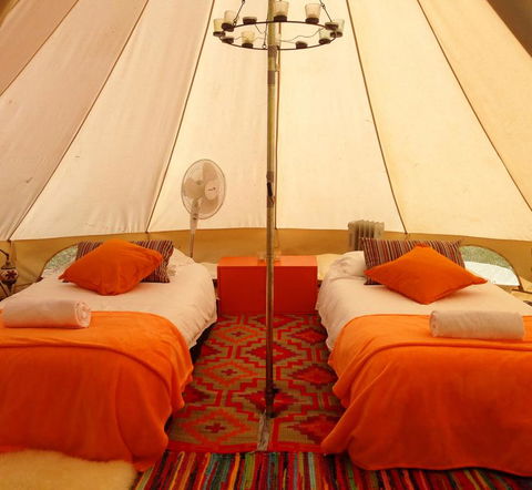 Yanada - Accommodation 4U 1