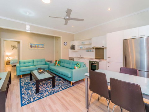 Yamba Daze - Sunset - Pet Friendly - Accommodation 4U 1