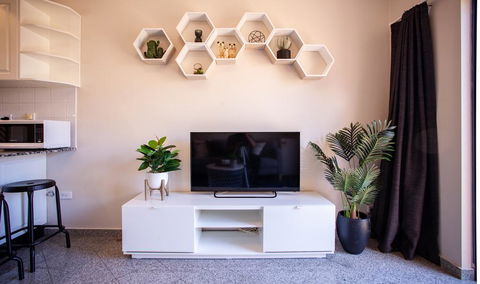 Your Home Here In Sydney - Accommodation 4U 1