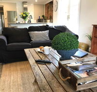 YSG The Edward Townhouse 151 - Walk To Town - Accommodation 4U