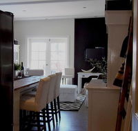 YSG The Edward Townhouses 155 and 157 - Steps To Town - Accommodation 4U