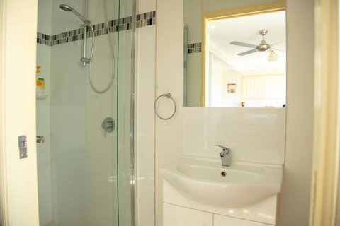 Zen Escape Guest House - Accommodation 4U 1