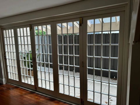 3 Bedroom Grand Home Woollahra - Accommodation 4U 4