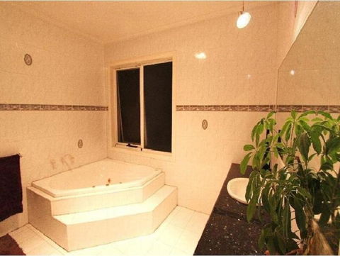 Abbotsford Private Rooms & Pods - 15 Charles Homestay - Accommodation 4U 4