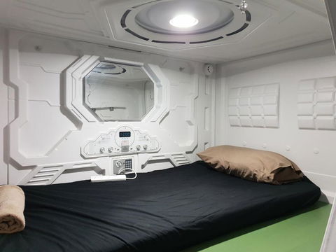 Abbotsford Private Rooms & Pods - 15 Charles Homestay - Accommodation 4U 1