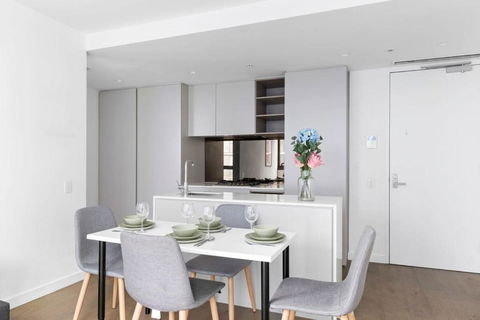 A 2BR Apt Near Melbourne Central & QV Market - Accommodation 4U 4